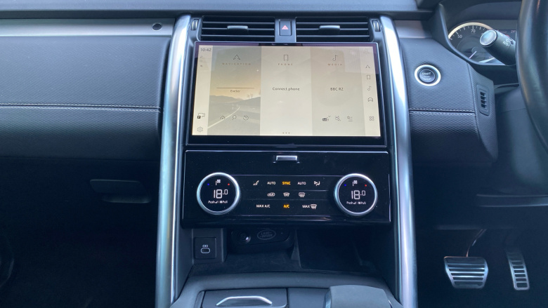 Land Rover Discovery 3.0 D300 R-Dynamic HSE 5dr Auto Diesel Station Wagon